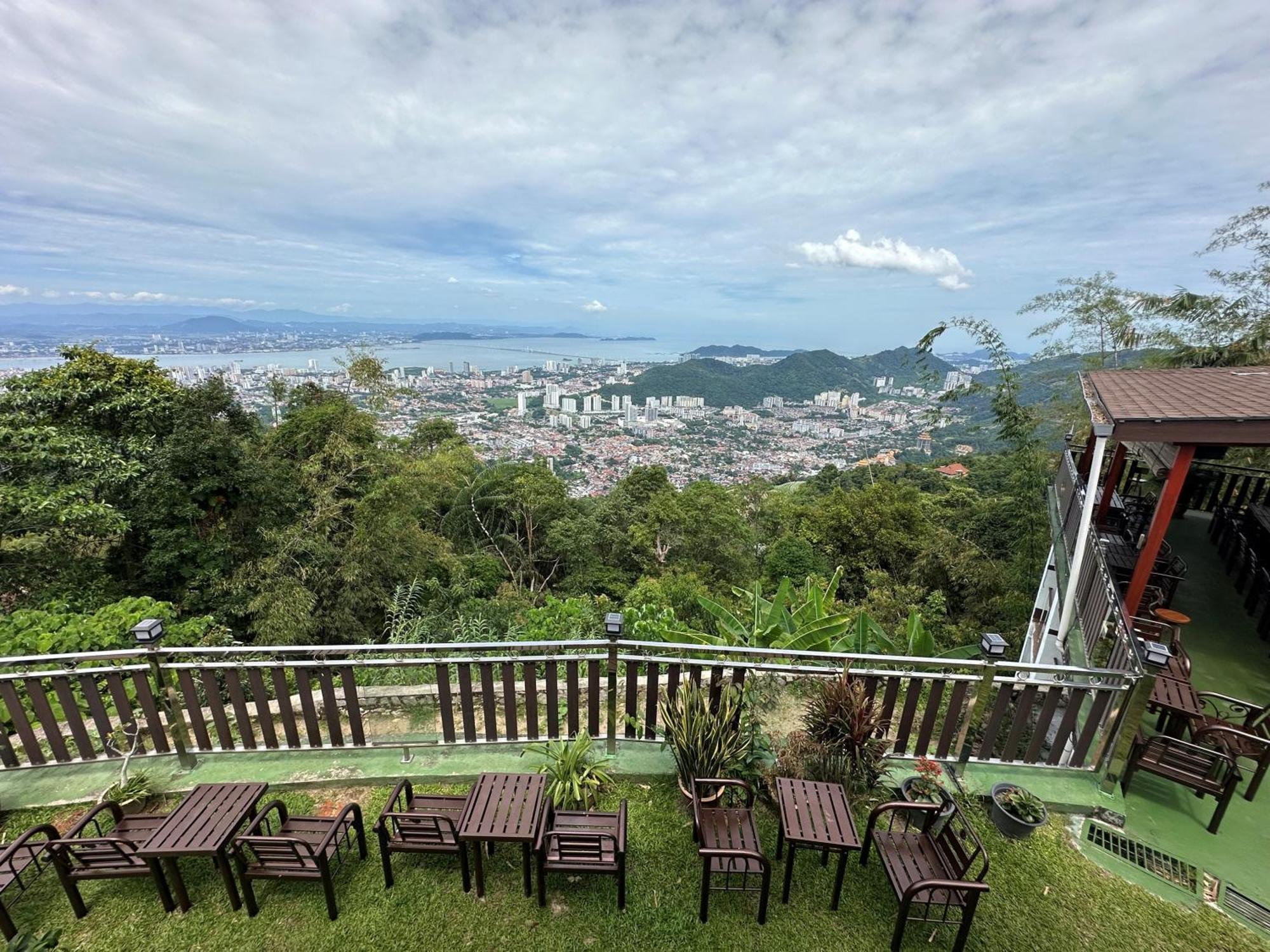 ホテル Hickory Penang Hill Ayer Itam エクステリア 写真
